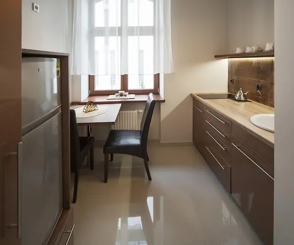 شقة Przestronny Very Berry W Poznaniu Z Dwiema Sypialniami By Renters *